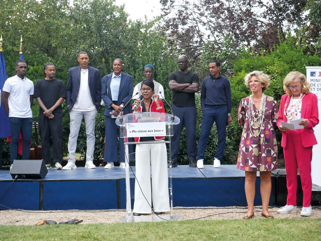 JEUX PARALYMPIQUES PARIS 2024 / Ma classe aux Jeux 300 élèves